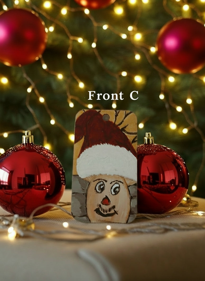 Hand-Painted Wooden Ornament / Keychain